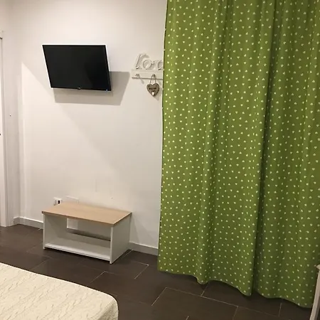 Le Stanze Della Civetta B&B 로마